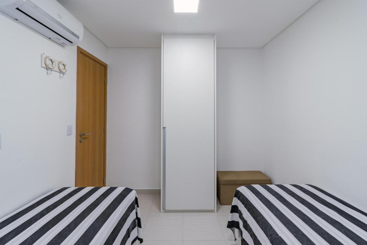 Cupe Beach Lving Apt Frente Piscina 3 Quartos Порту-де-Галиньяш Экстерьер фото